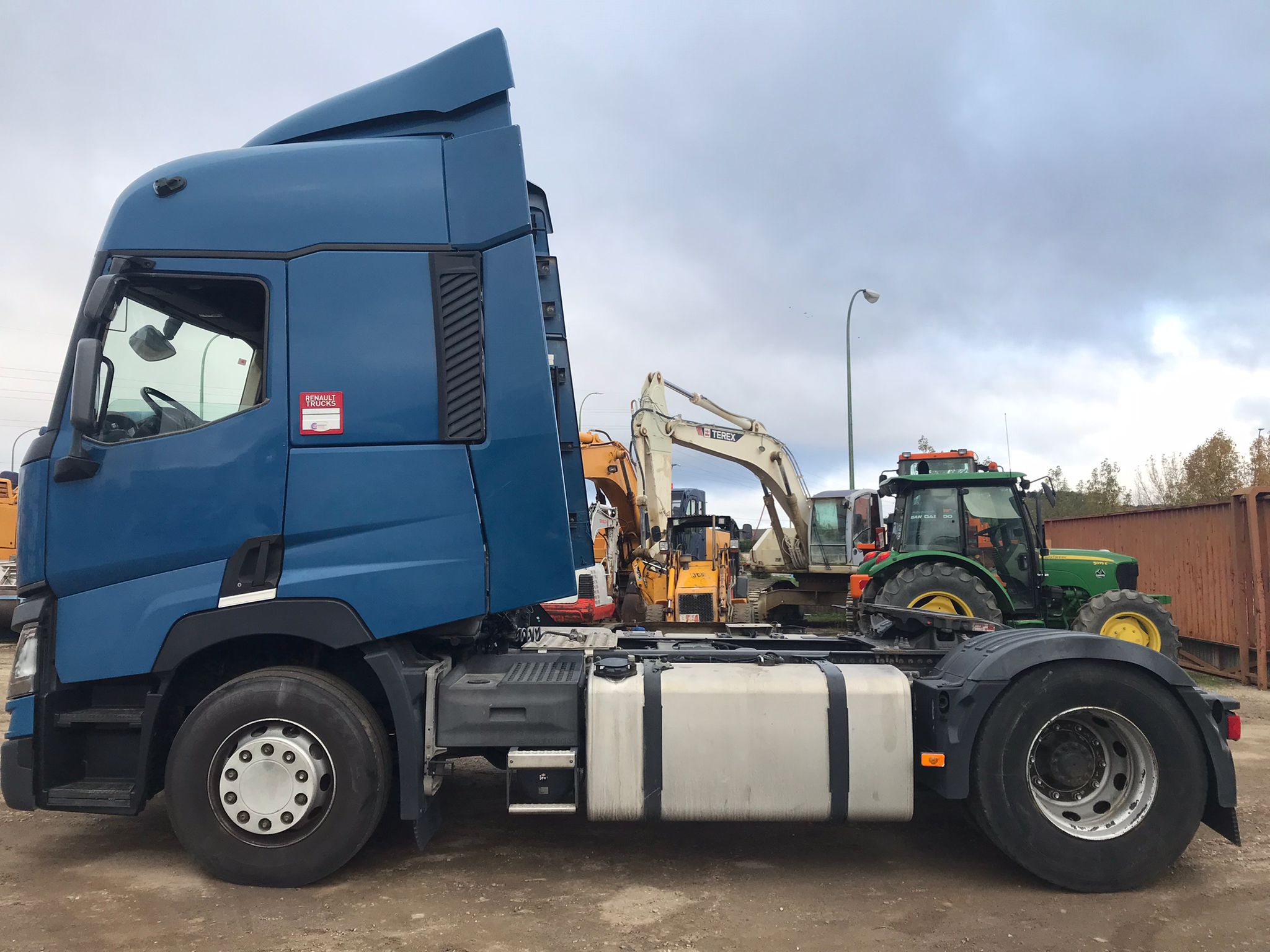 x- VENDIDO - Renault T - 2014 - Imagen 7