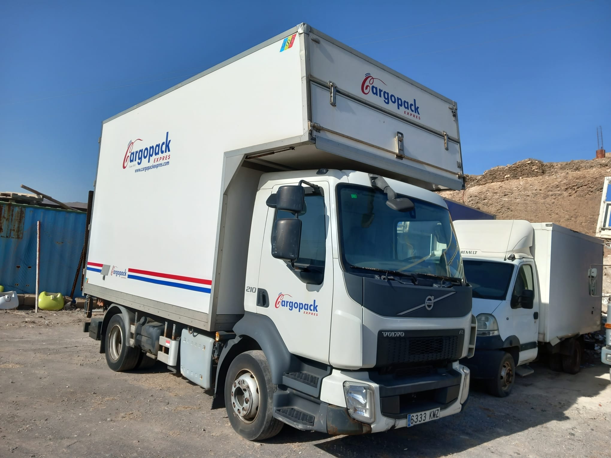 x- VENDIDO - Volvo FL caja cerrada - 2018 - Imagen 2