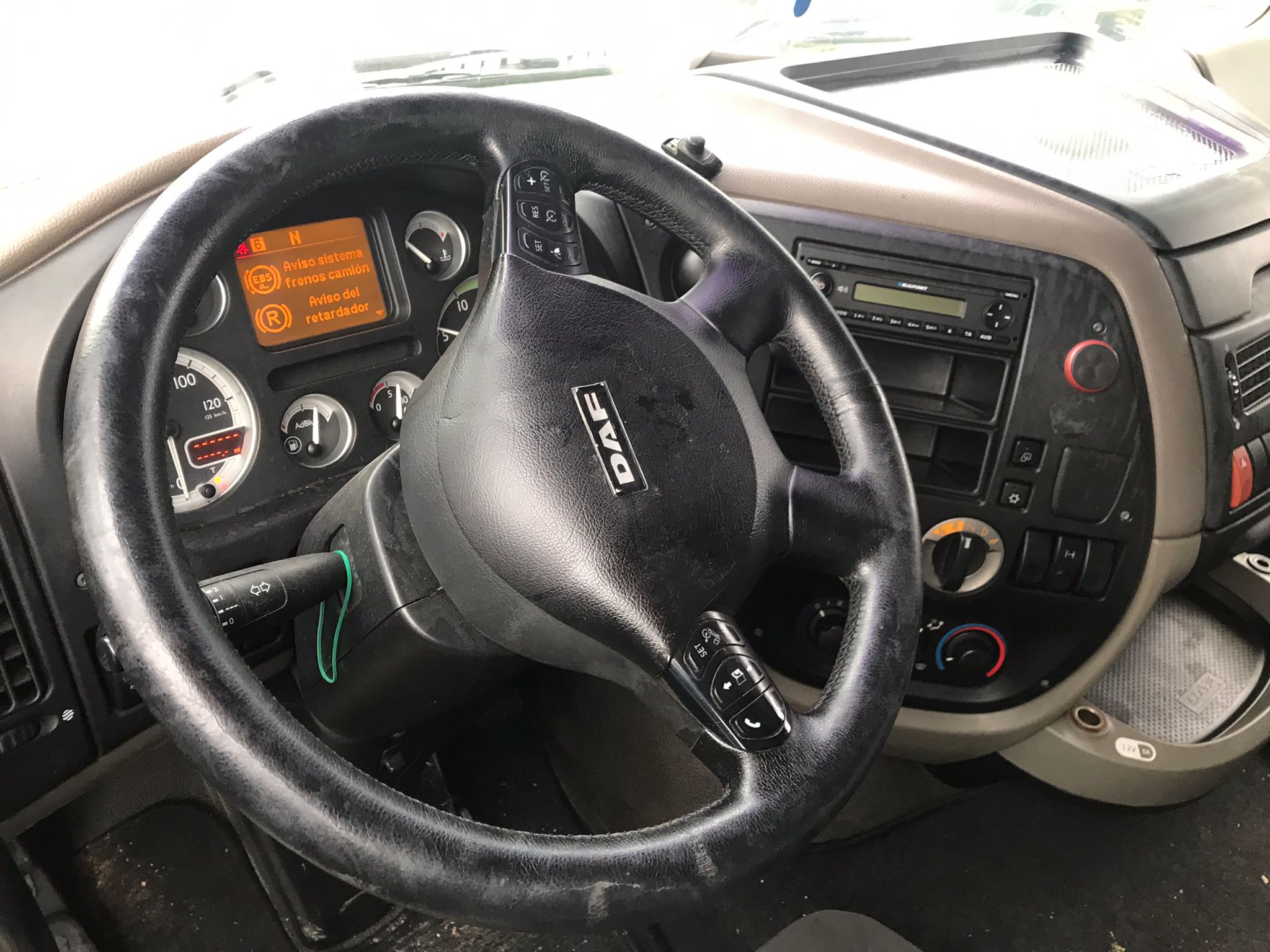 x- VENDIDO - Daf FT XF 105.460 - 11/2010 - Imagen 11