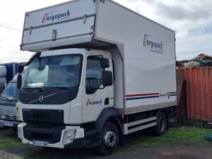 camión caja cerrada