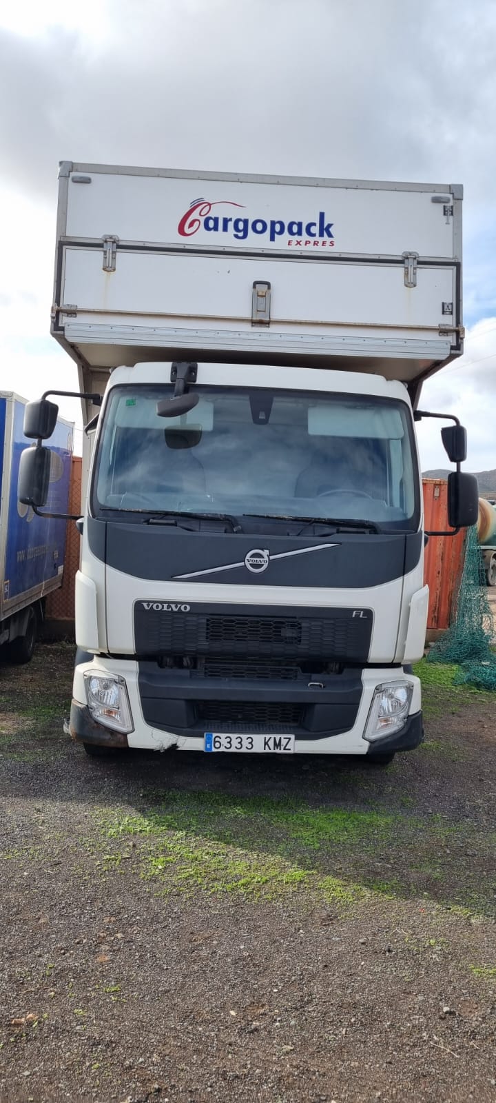 x- VENDIDO - Volvo FL caja cerrada - 2018 - Imagen 4