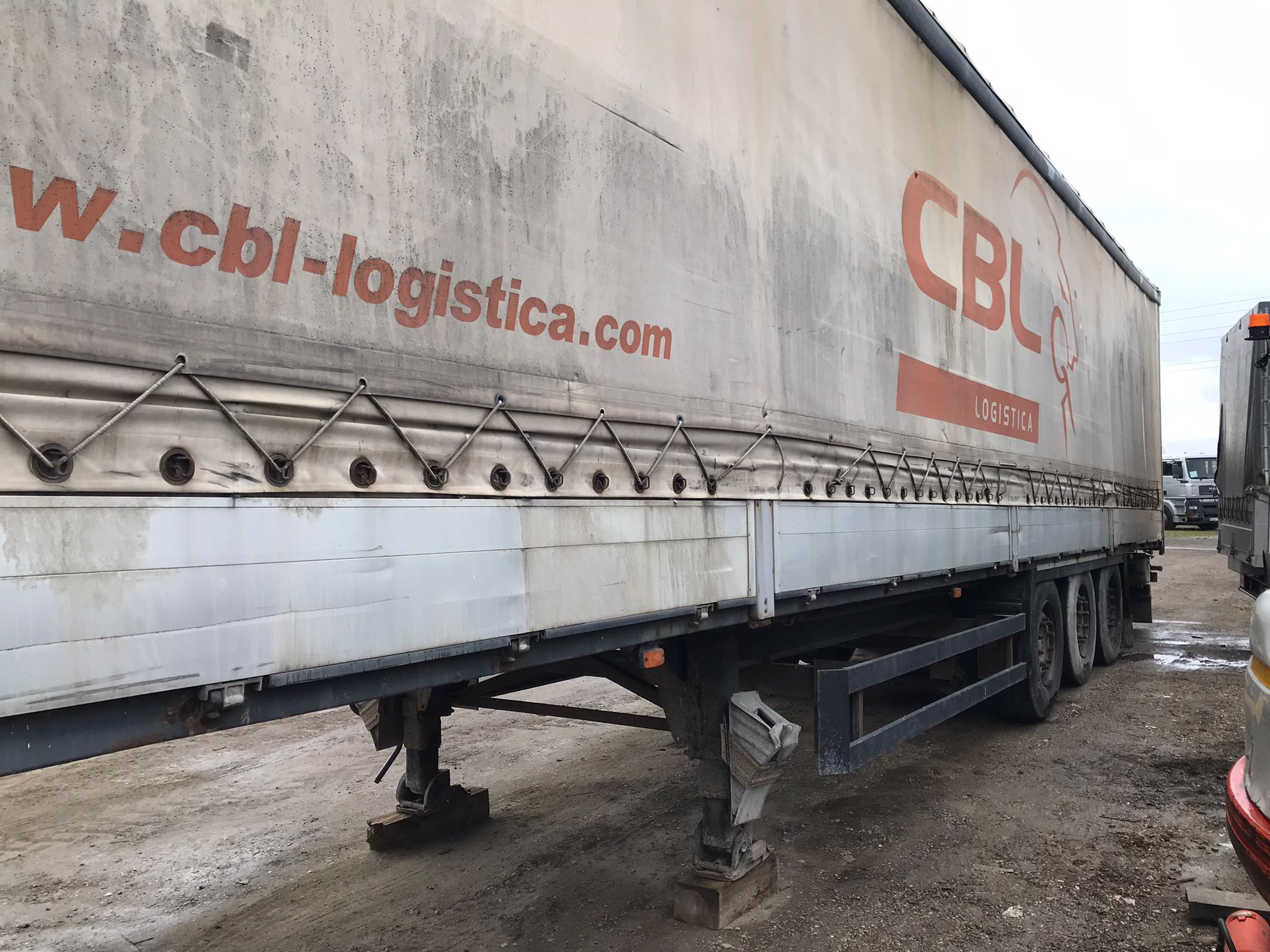 Semirremolque semitauliner Schmitz Año 2001 - Imagen 8