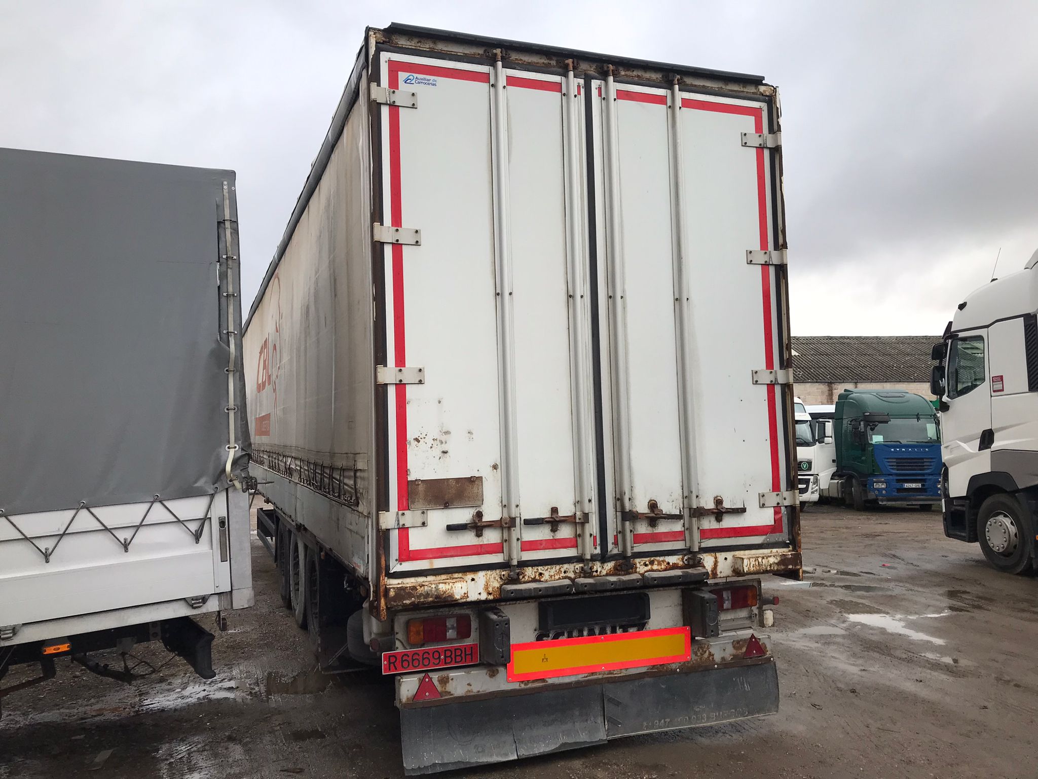 Semirremolque semitauliner Schmitz Año 2001 - Imagen 6