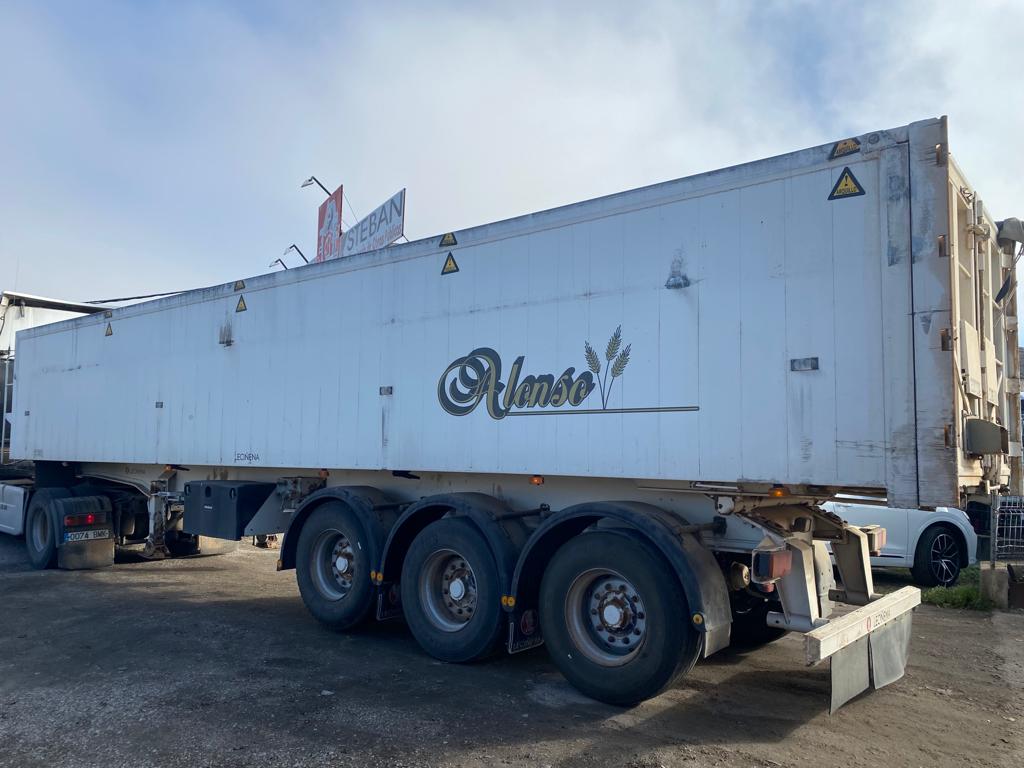 x- VENDIDO - Bañera basculante de aluminio Leciñena - 2001 - Imagen 2