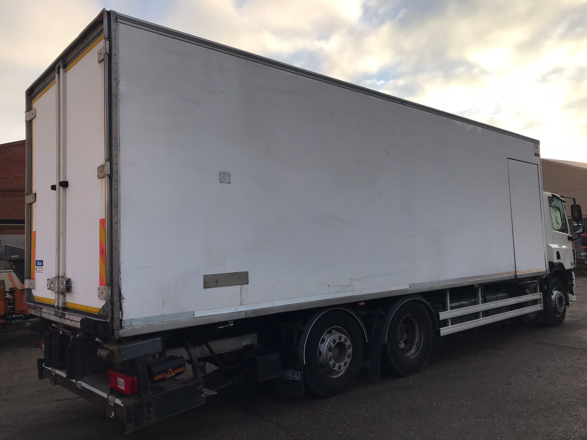 x- VENDIDO - Daf FAR CF 85.360 frigorífico - 2007 - Imagen 4