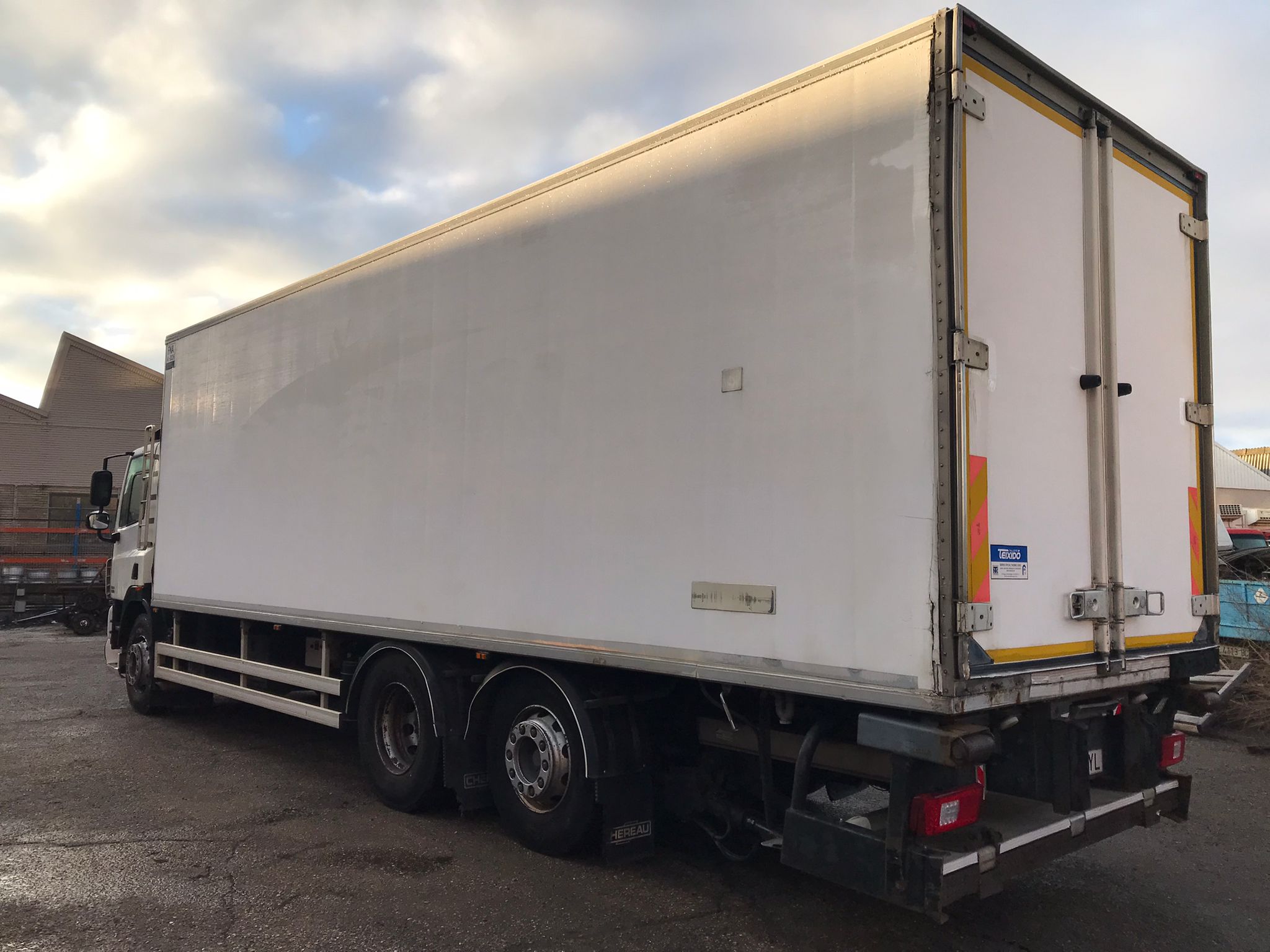 x- VENDIDO - Daf FAR CF 85.360 frigorífico - 2007 - Imagen 5