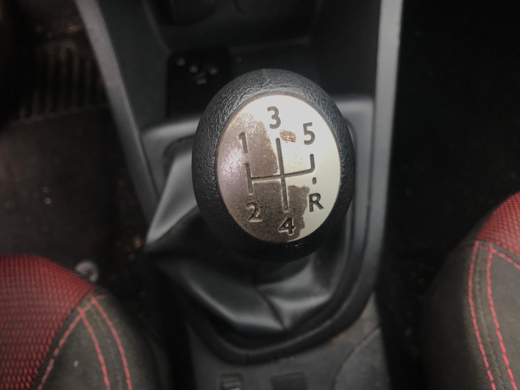 x- VENDIDO - Renault Clio - 04/2016 - Imagen 13