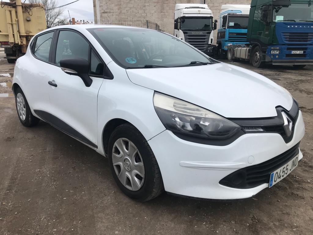 x- VENDIDO - Renault Clio - 04/2016 - Imagen 3