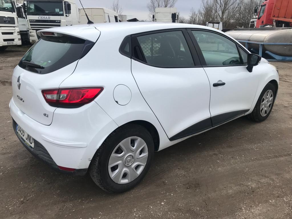 x- VENDIDO - Renault Clio - 04/2016 - Imagen 5