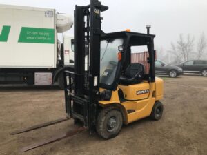 carretilla elevadora diésel Caterpillar