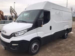 Furgoneta Iveco 35S12
