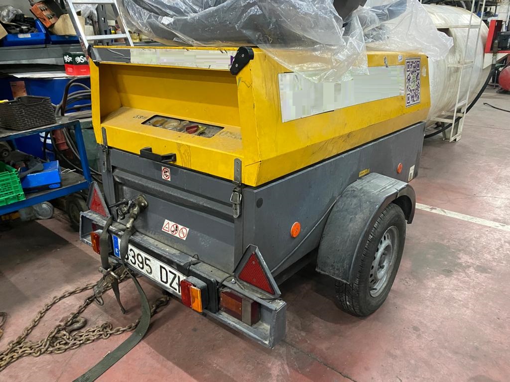 x- VENDIDO - Compresor de aire Atlas Copco XAHS 37 Año 2013 - Imagen 2