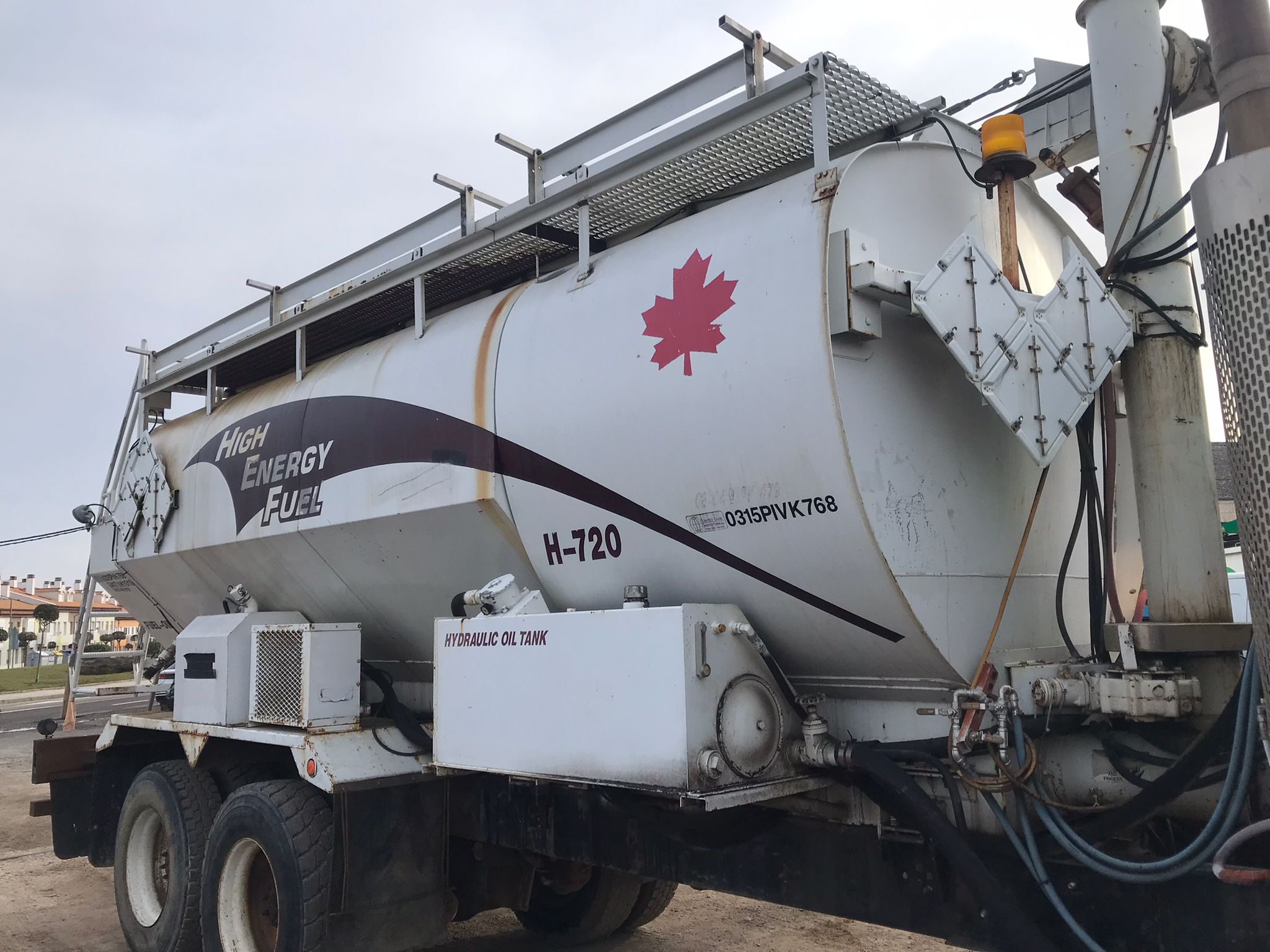 International Paystar 5600i6x4 cisterna - 2004 - Imagen 9