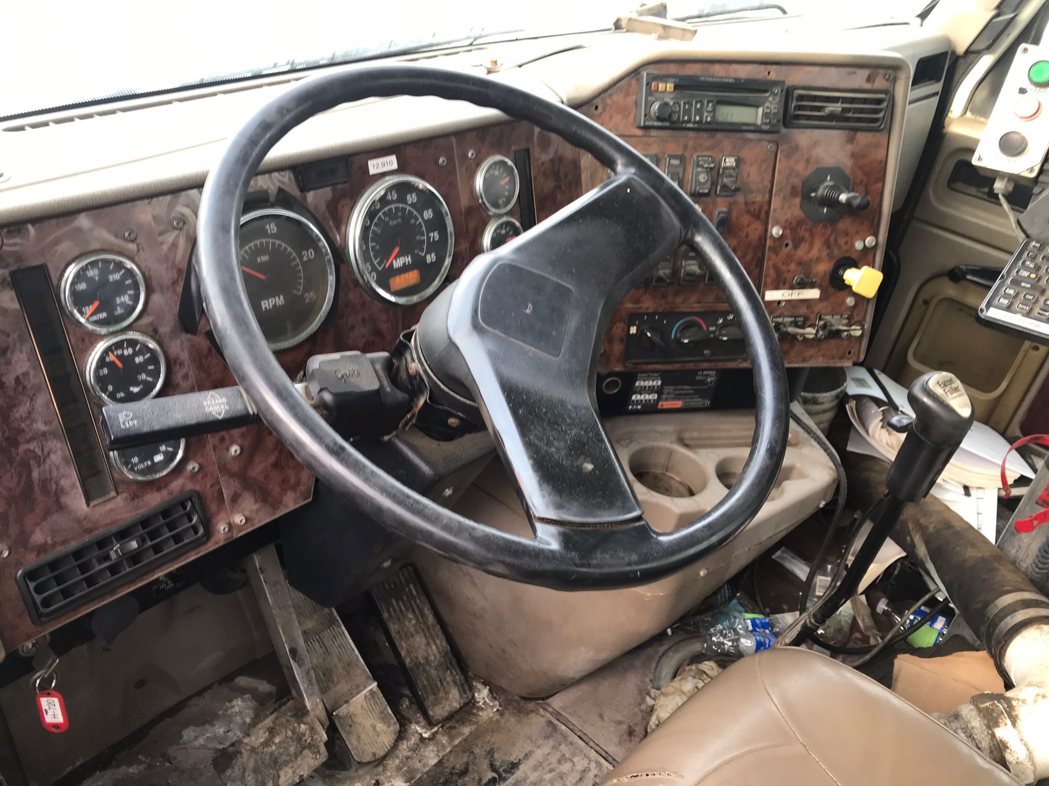 International Paystar 5600i6x4 cisterna - 2004 - Imagen 20