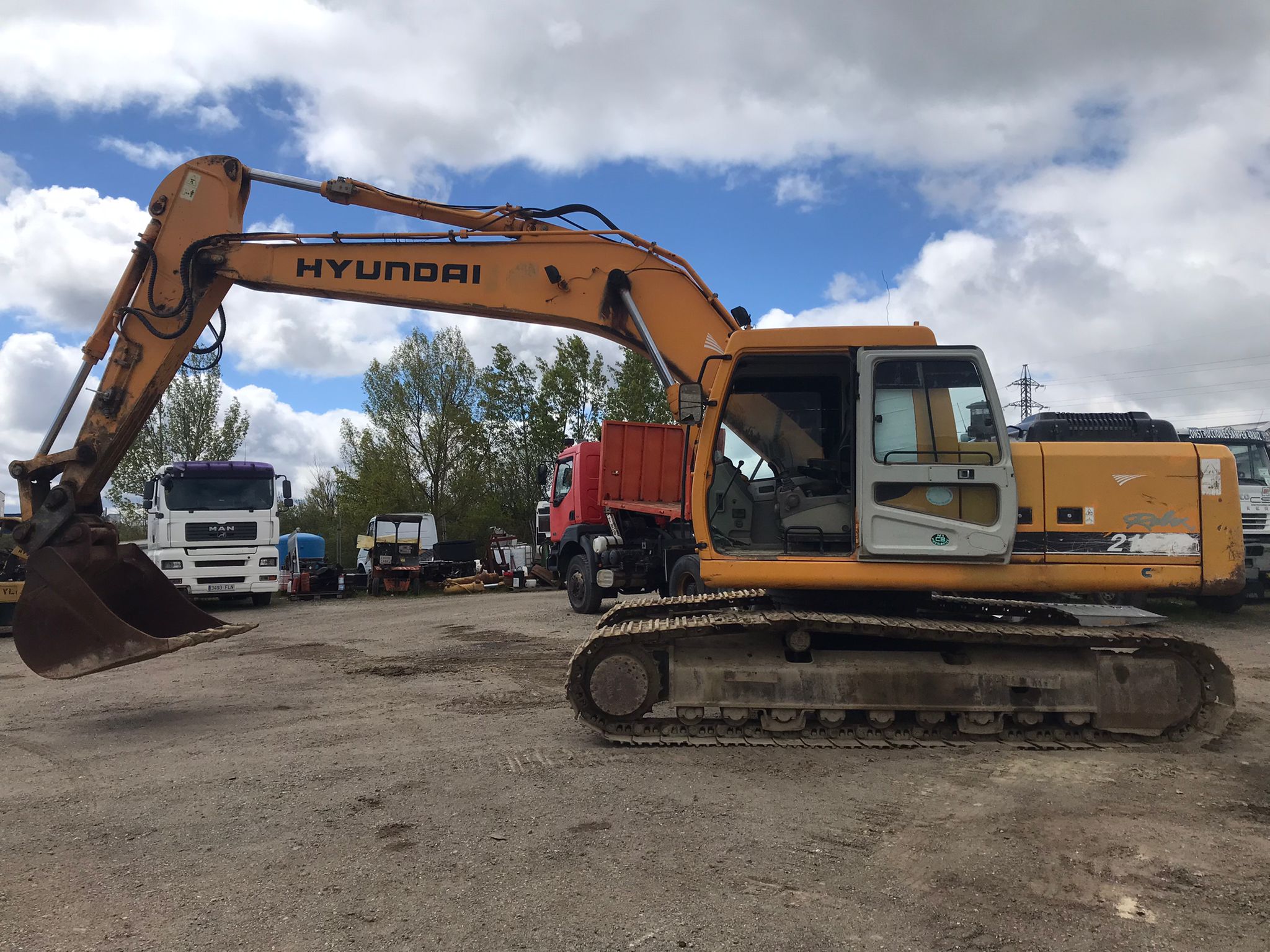 x- VENDIDO - Excavadora de cadenas Hyundai Robex 210 LC 7 - 2006 - Imagen 8