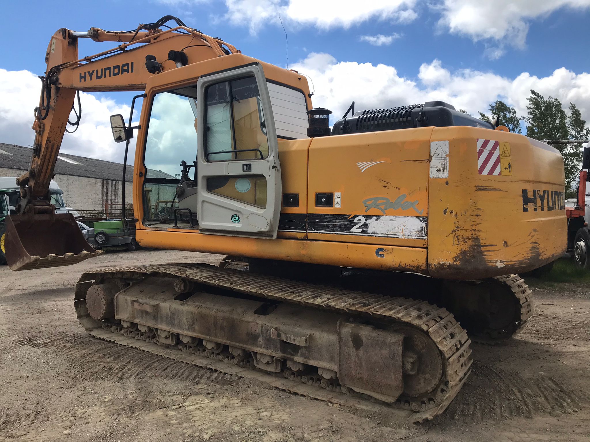 x- VENDIDO - Excavadora de cadenas Hyundai Robex 210 LC 7 - 2006 - Imagen 13