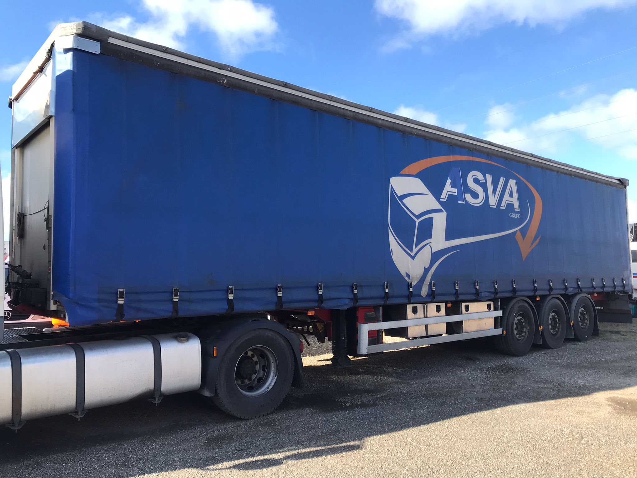 semirremolque tauliner Guillen