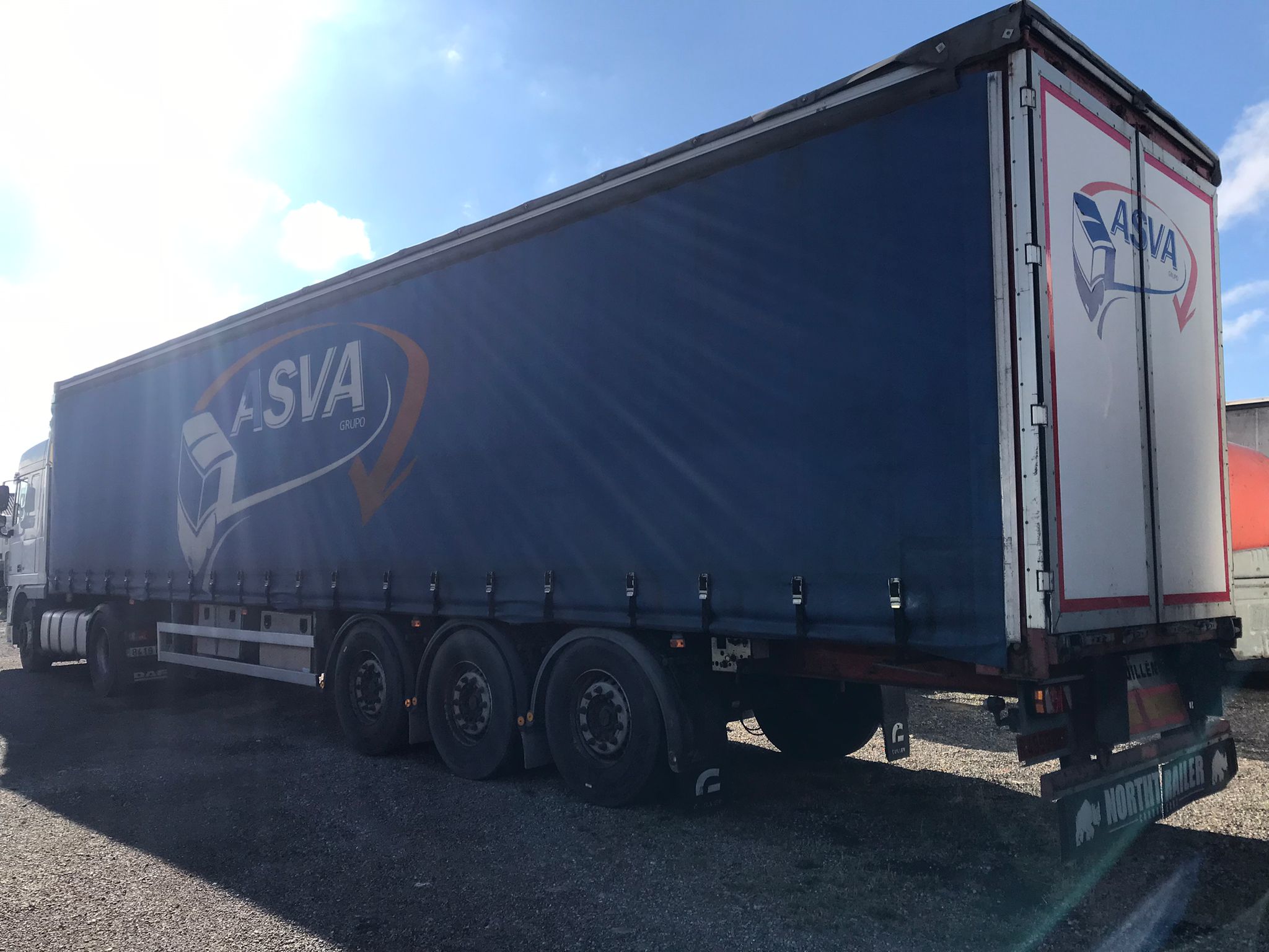 x- VENDIDO - Semirremolque tauliner Guillen Año 2005 - Imagen 3