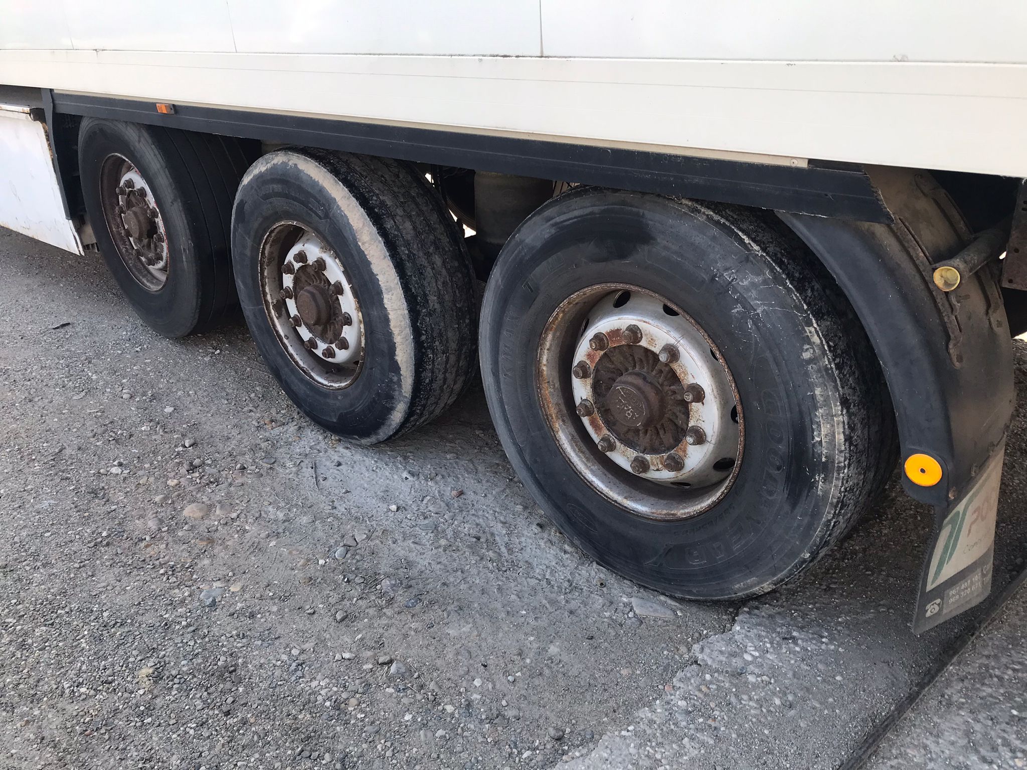 x- VENDIDO - Semirremolque frigorífico Krone Año 2007 - Imagen 13