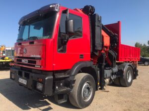 Cabeza tractora grúa Iveco