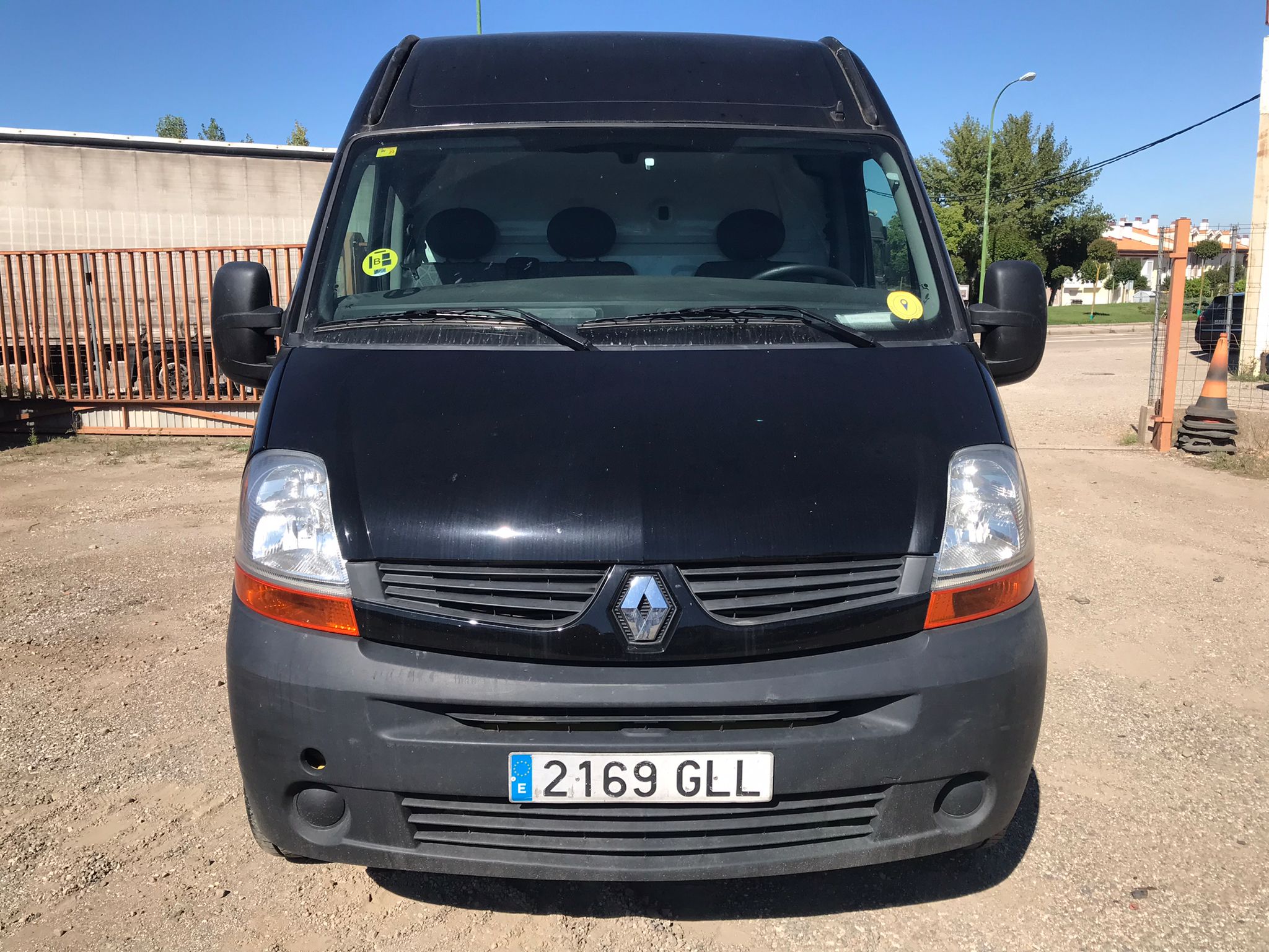 x- VENDIDO - Renault Master - 2009 - Imagen 2