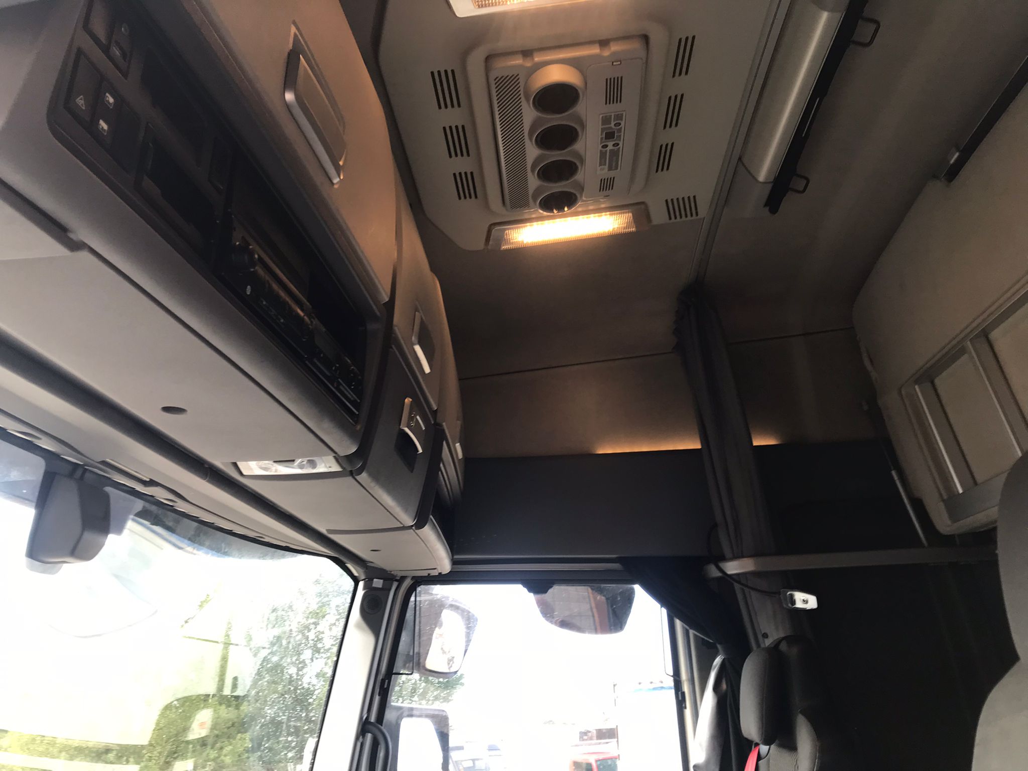 x- VENDIDO - Renault T 480 highcab T4X2 E6 - Año 2018 - Imagen 11