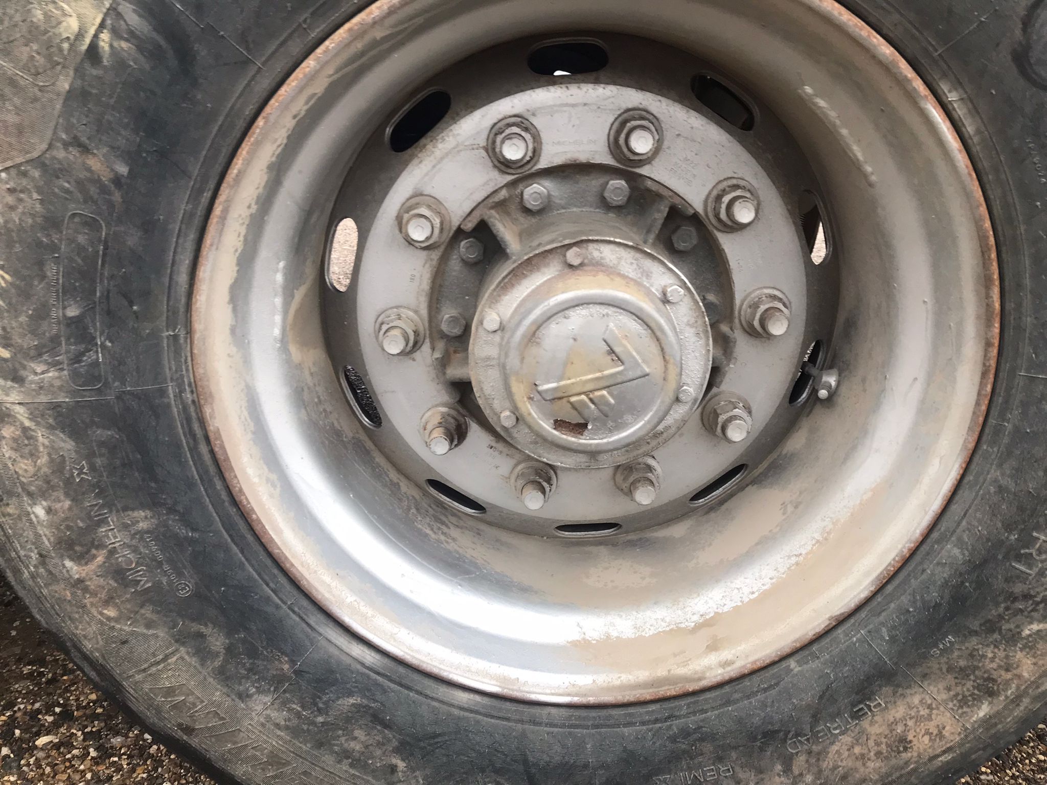 x- VENDIDO - Bañera basculante de hierro Leciñena Año 2006 - Imagen 10