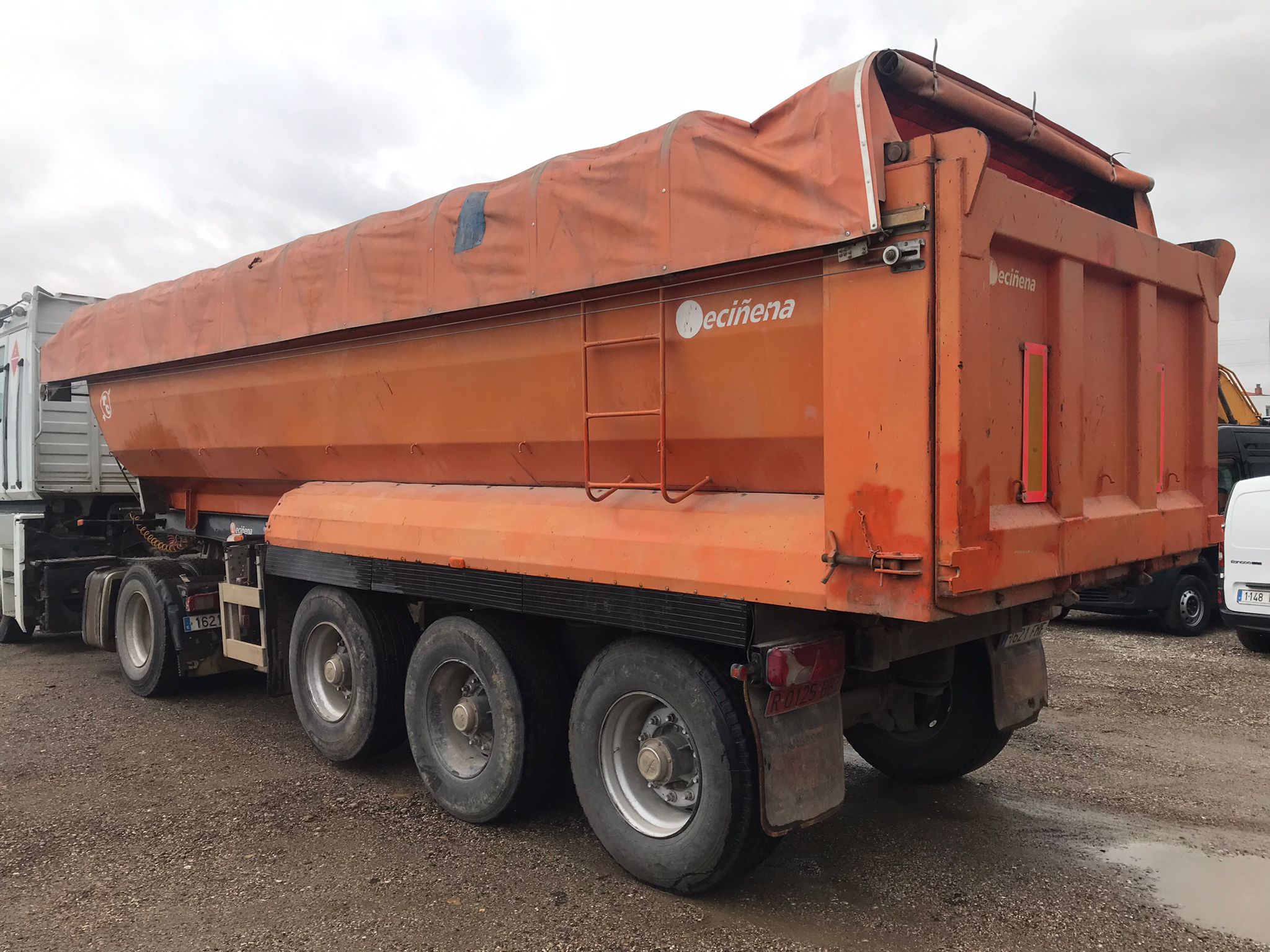 x- VENDIDO - Bañera basculante de hierro Leciñena Año 2006 - Imagen 5