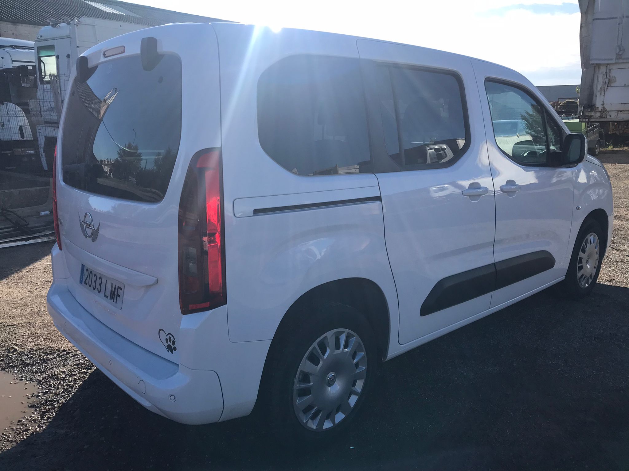 x- VENDIDO - Opel Combo Life - 2021 - Imagen 5