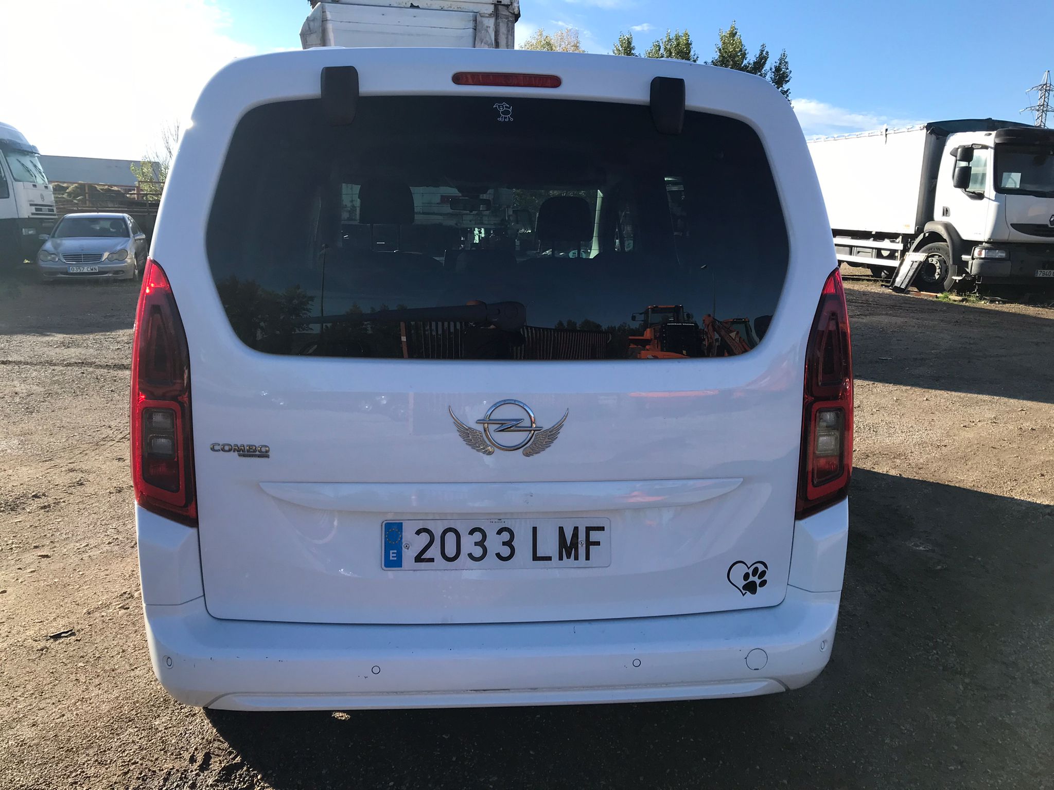 x- VENDIDO - Opel Combo Life - 2021 - Imagen 6