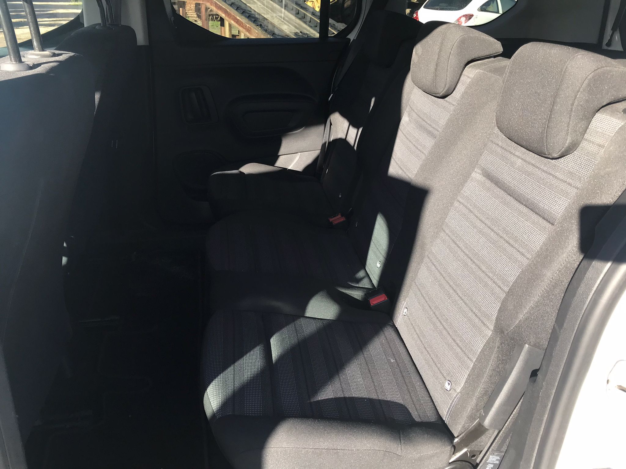 x- VENDIDO - Opel Combo Life - 2021 - Imagen 14