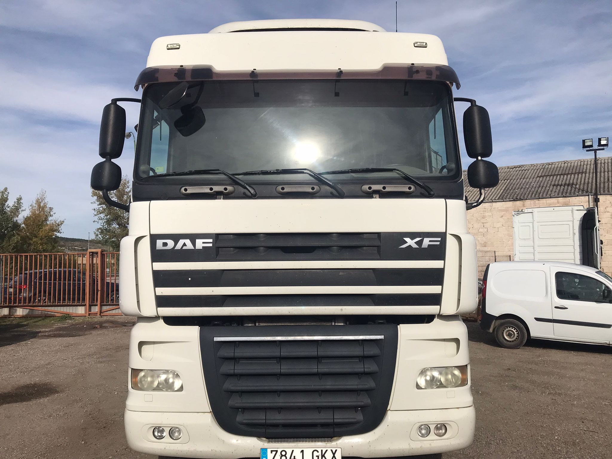 x- VENDIDO - Daf FT XF 105.460 - 2009 - Imagen 2
