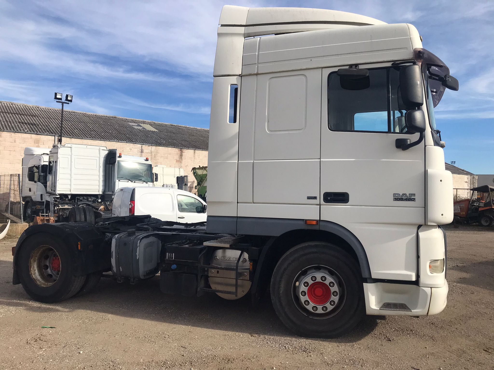 x- VENDIDO - Daf FT XF 105.460 - 2009 - Imagen 4