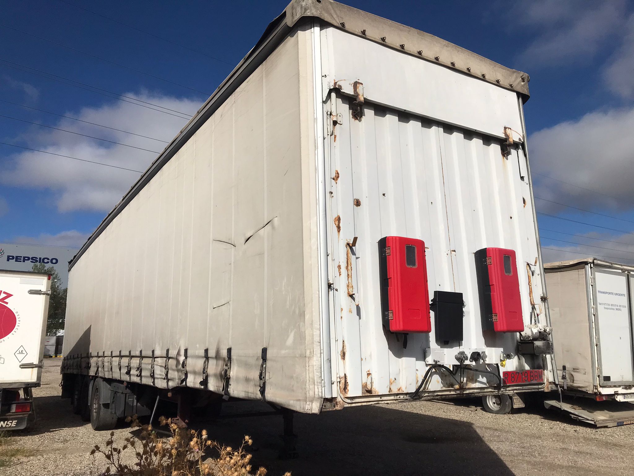 x- VENDIDO - Semirremolque tauliner Lecitrailer Año 2003 - Imagen 3