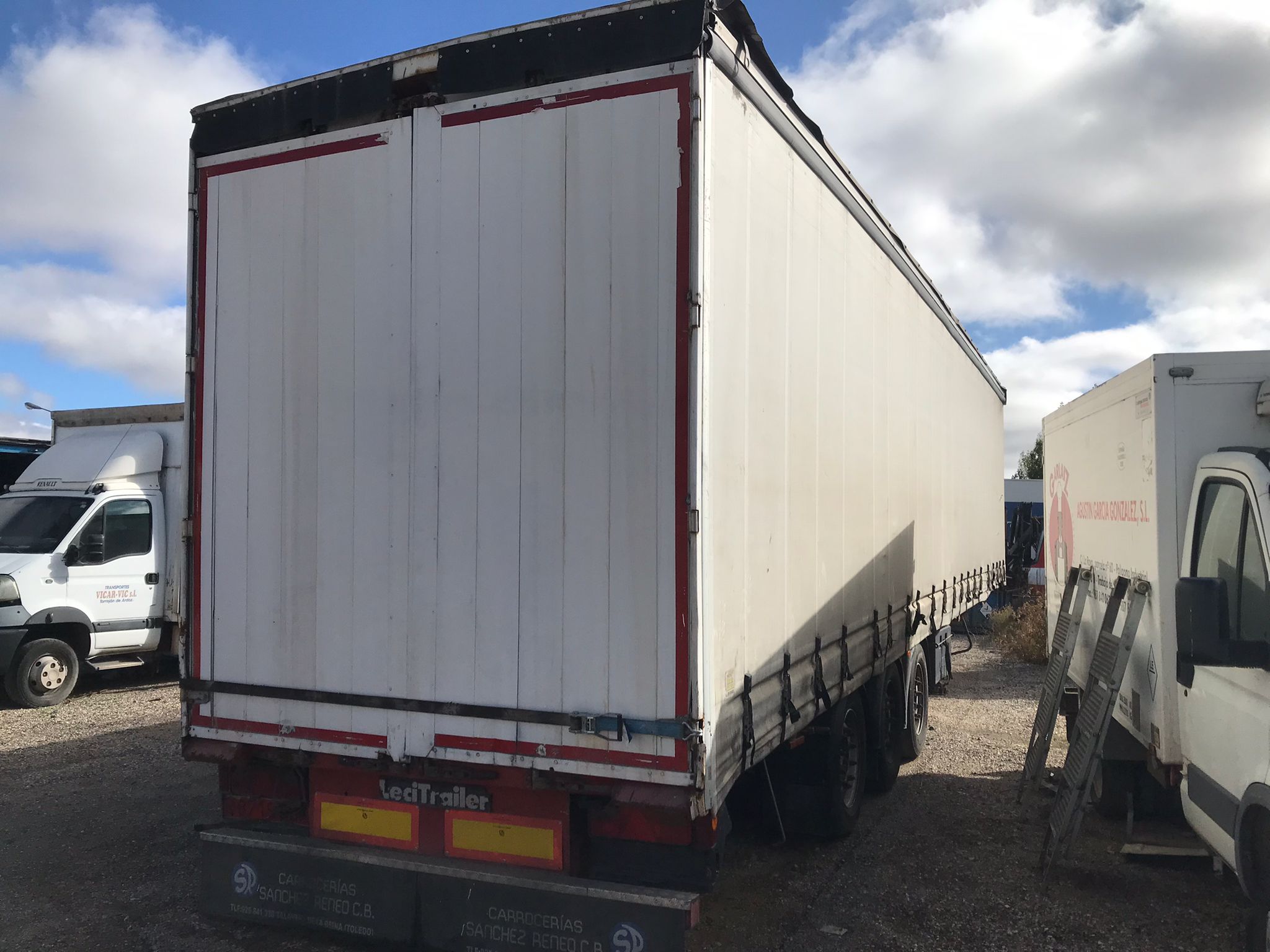 x- VENDIDO - Semirremolque tauliner Lecitrailer Año 2003 - Imagen 4