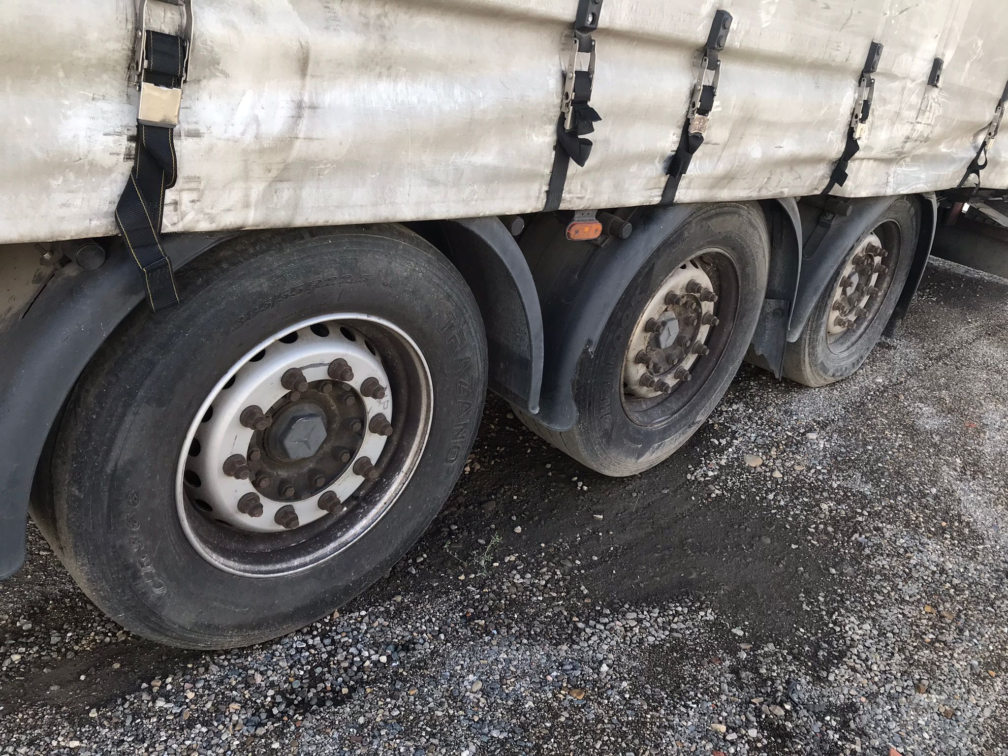 x- VENDIDO - Semirremolque tauliner Lecitrailer Año 2003 - Imagen 8