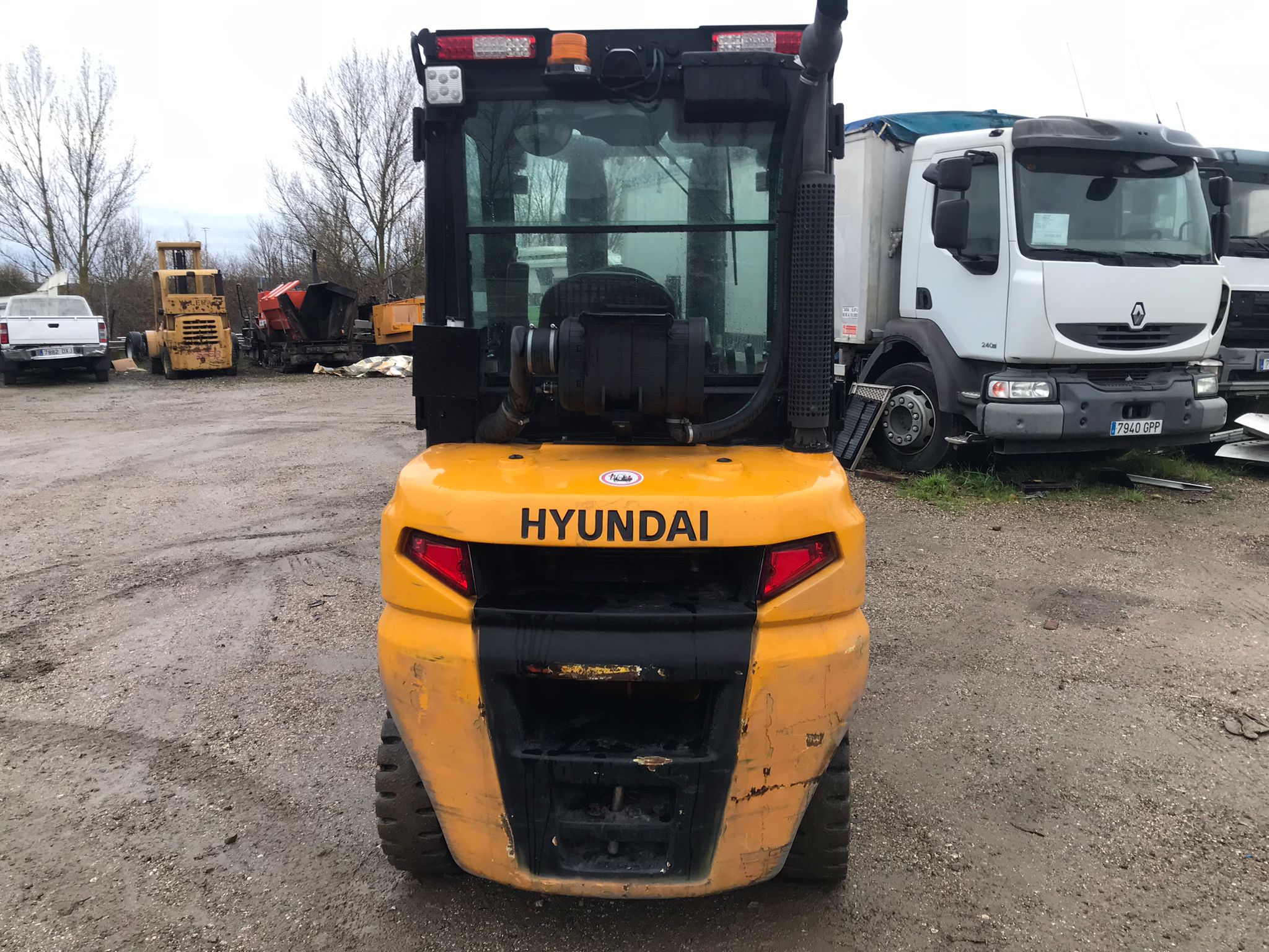 x- VENDIDO - Carretilla elevadora diésel Hyundai 30D-9 Año 2018/2 - Imagen 6