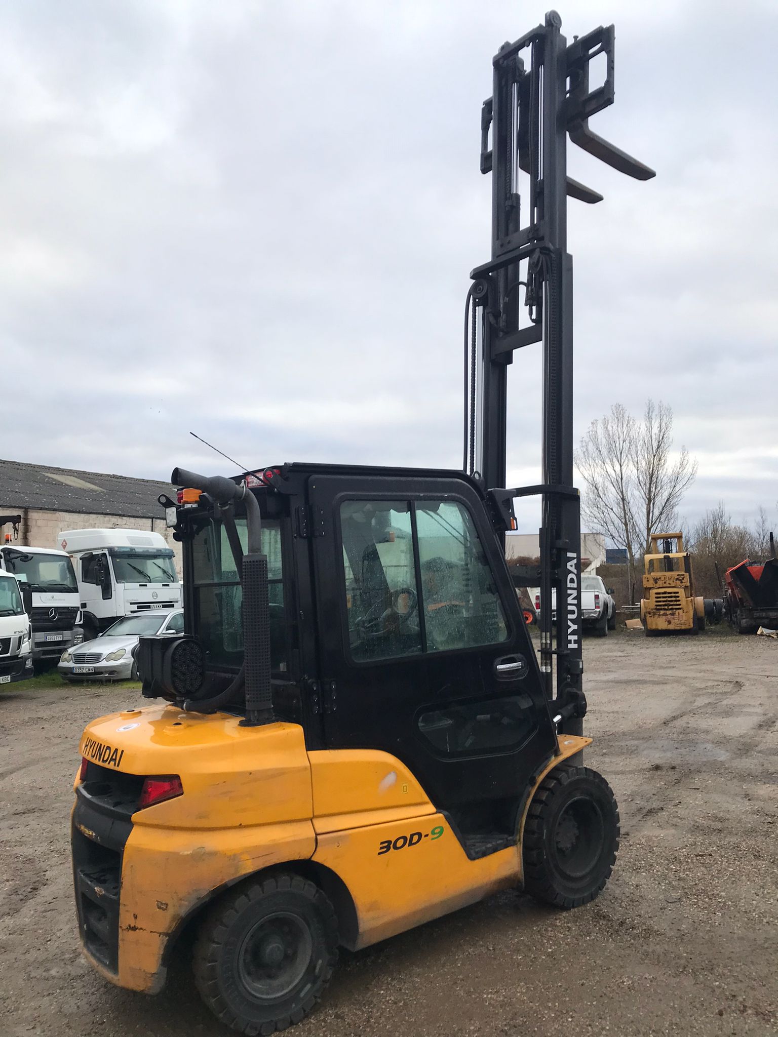 x- VENDIDO - Carretilla elevadora diésel Hyundai 30D-9 Año 2018/2 - Imagen 12