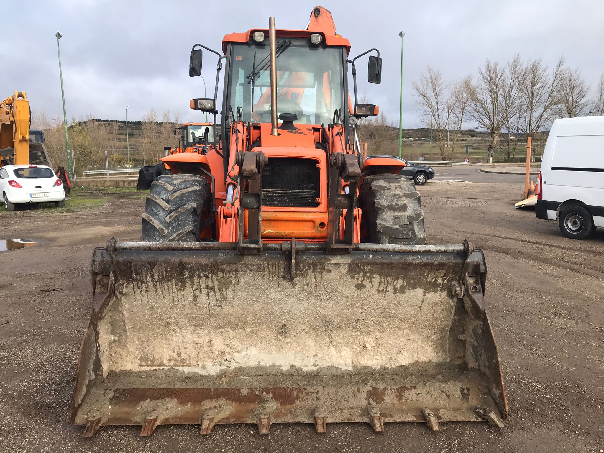 x- VENDIDO - Retroexcavadora mixta Fiat Kobelco FB 200.2 - 2002 - Imagen 3