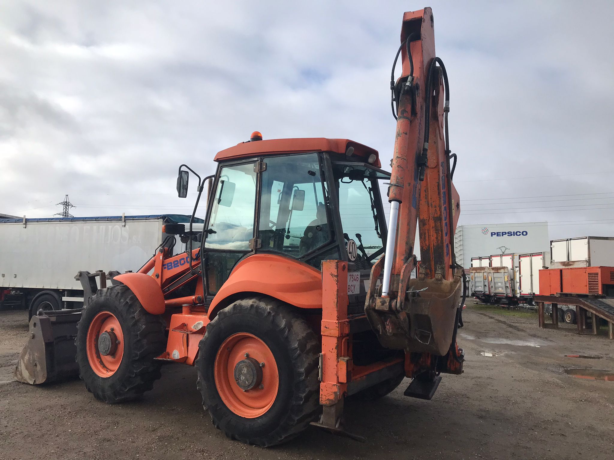 x- VENDIDO - Retroexcavadora mixta Fiat Kobelco FB 200.2 - 2002 - Imagen 7