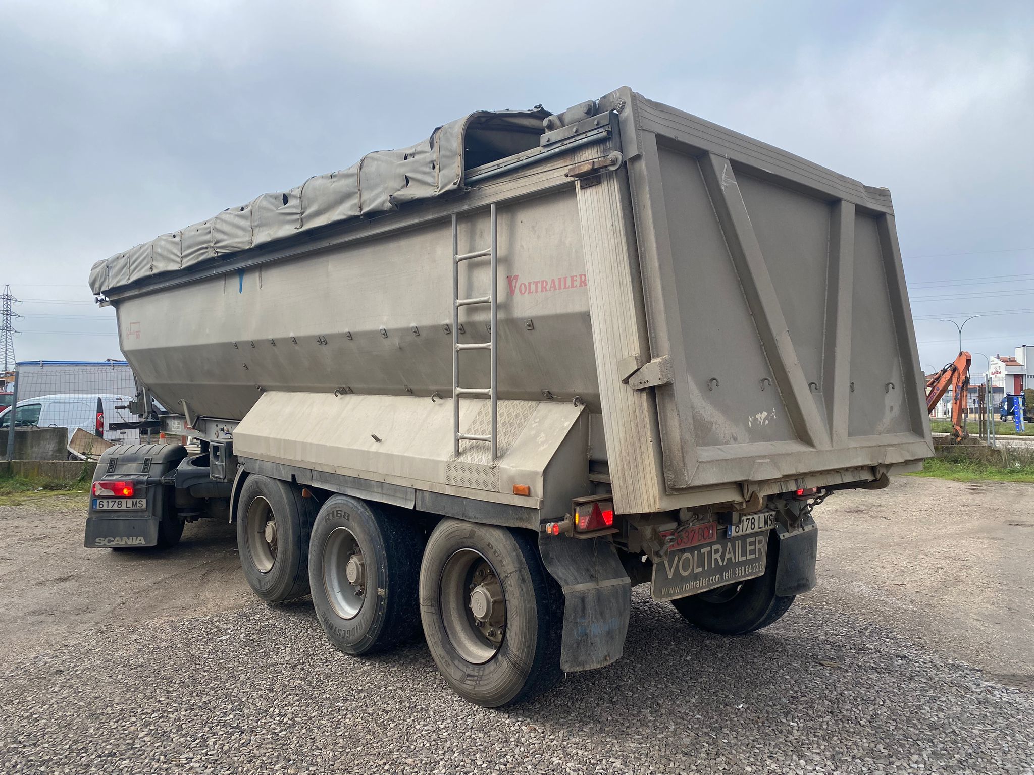 x- VENDIDO - Bañera basculante de aluminio Lecitrailer - 2007 - Imagen 3