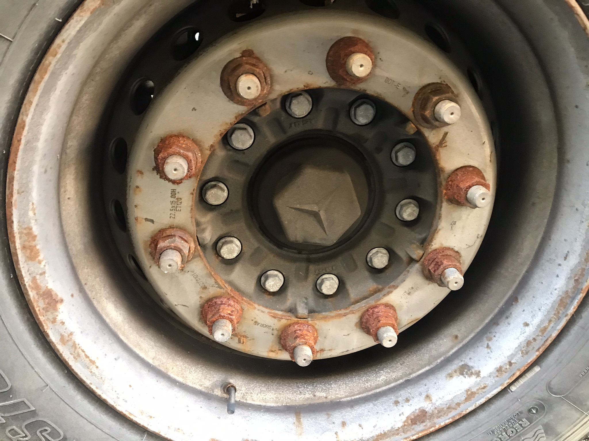 x- VENDIDO - Semirremolque caja cerrada Montenegro Año 2008 - Imagen 11