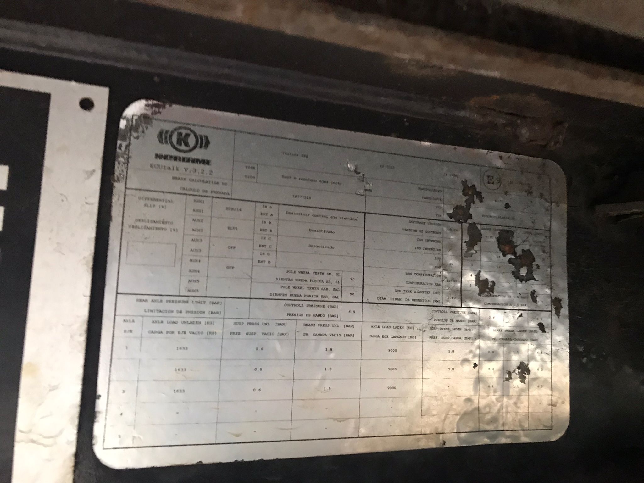 x- VENDIDO - Semirremolque tauliner Rojo Año 2005 - Imagen 6