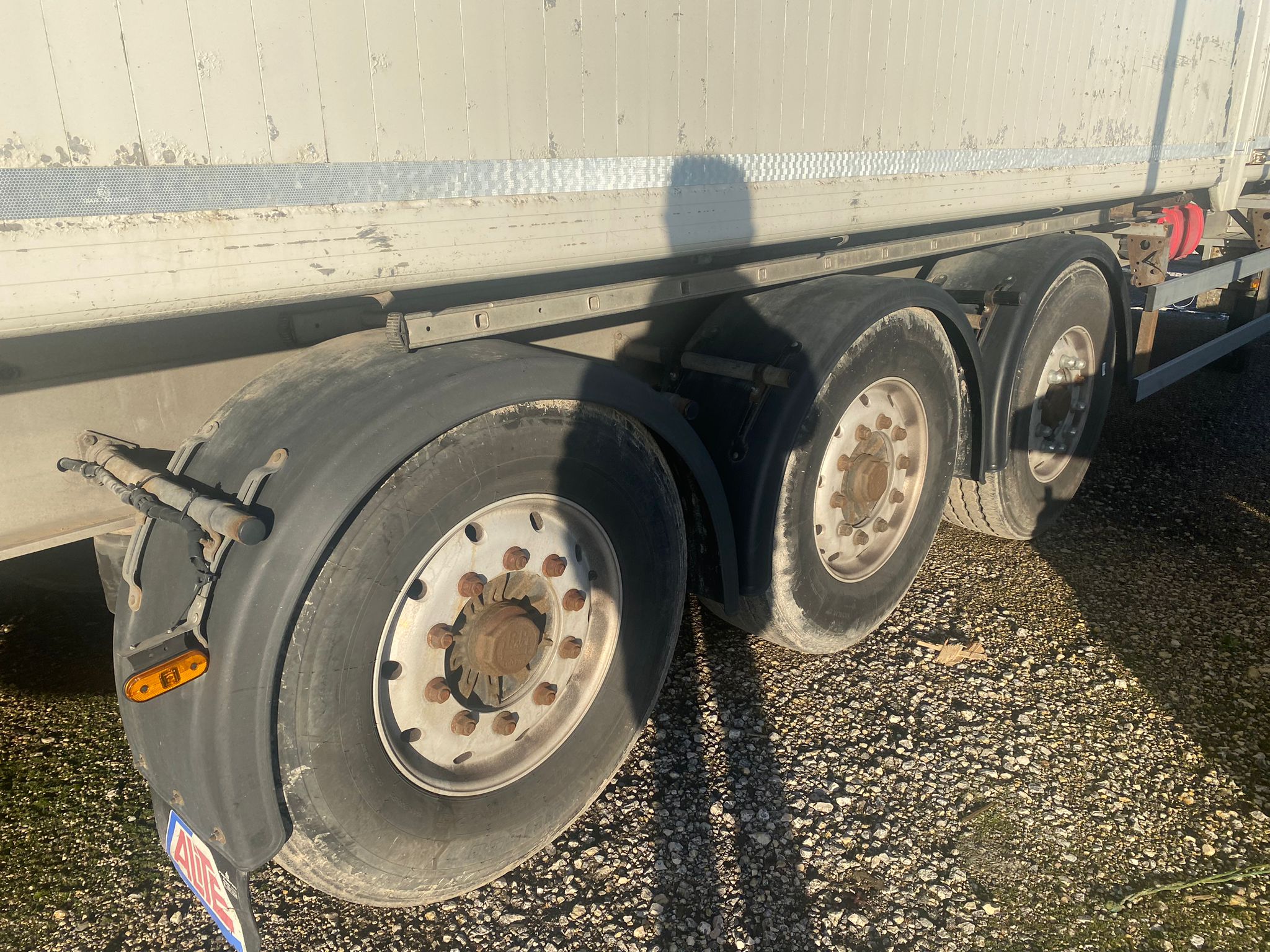 x- VENDIDO - Semirremolque piso móvil Krone Año 2015 - Imagen 8