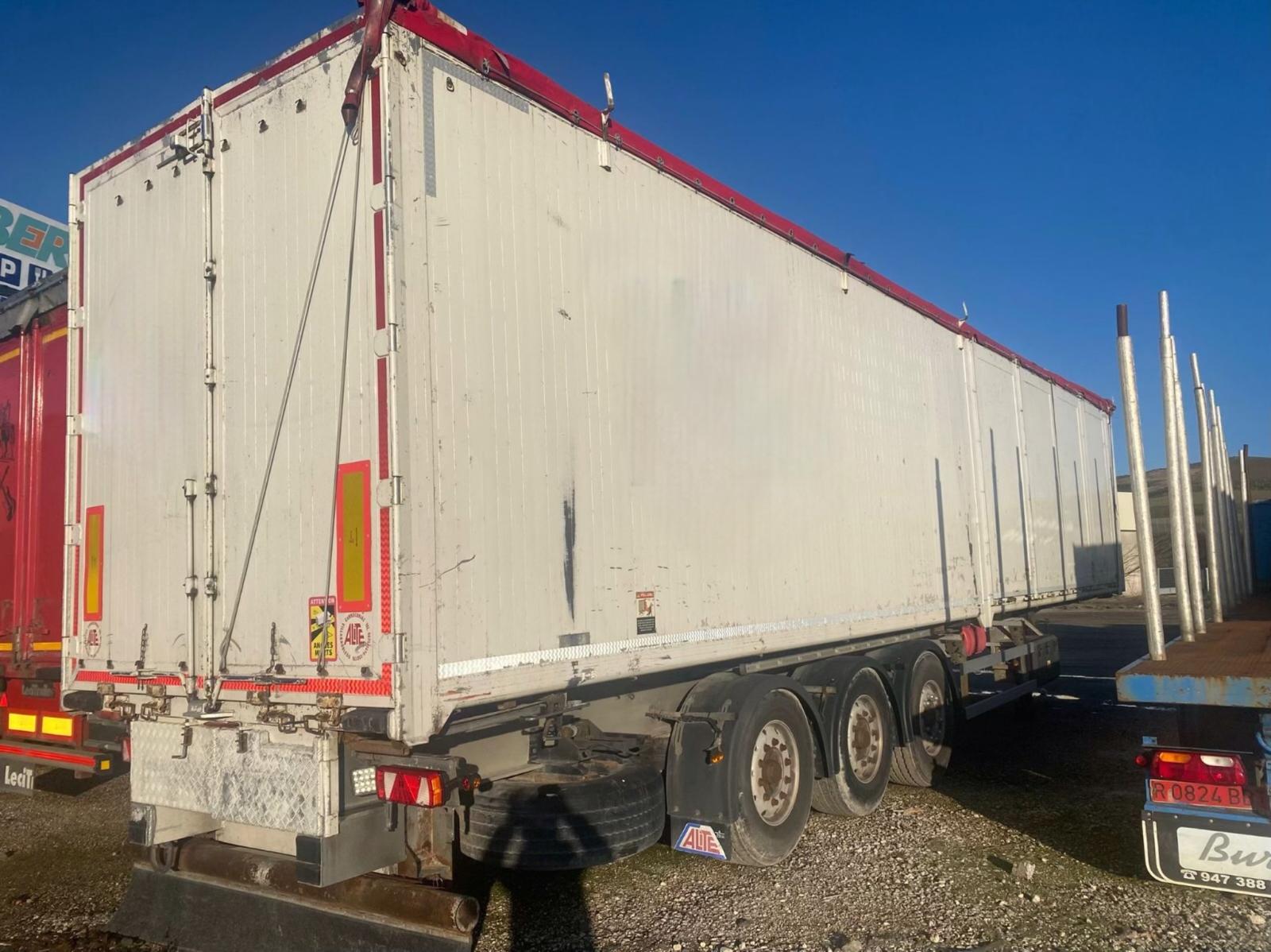 x- VENDIDO - Semirremolque piso móvil Krone Año 2015 - Imagen 4