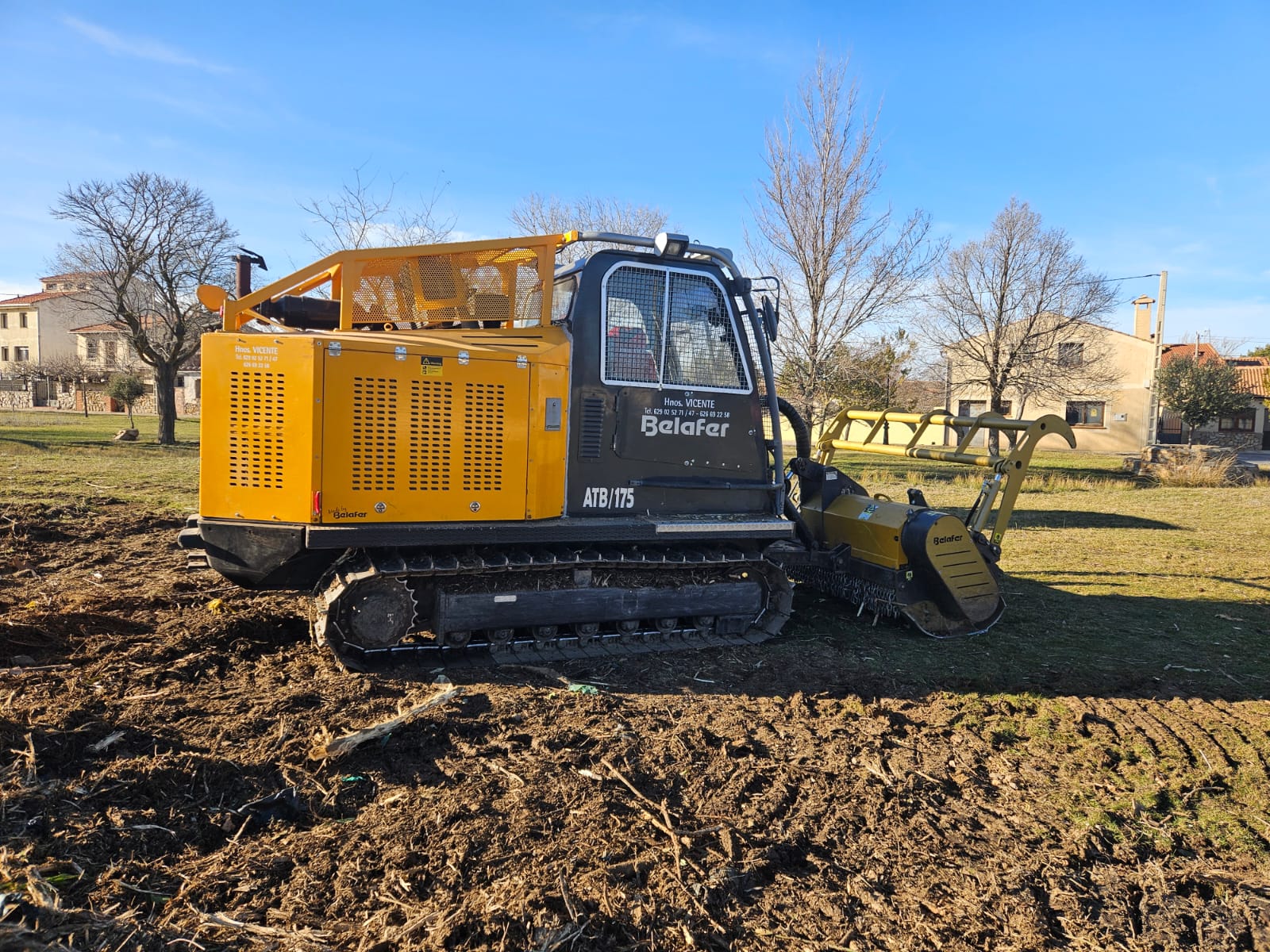 x- VENDIDO - Tractor autopropulsado hidrostático Belafer Año 2009 - Imagen 6