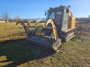 Tractor autopropulsado hidrostático