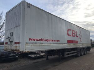 semirremolque caja cerrada