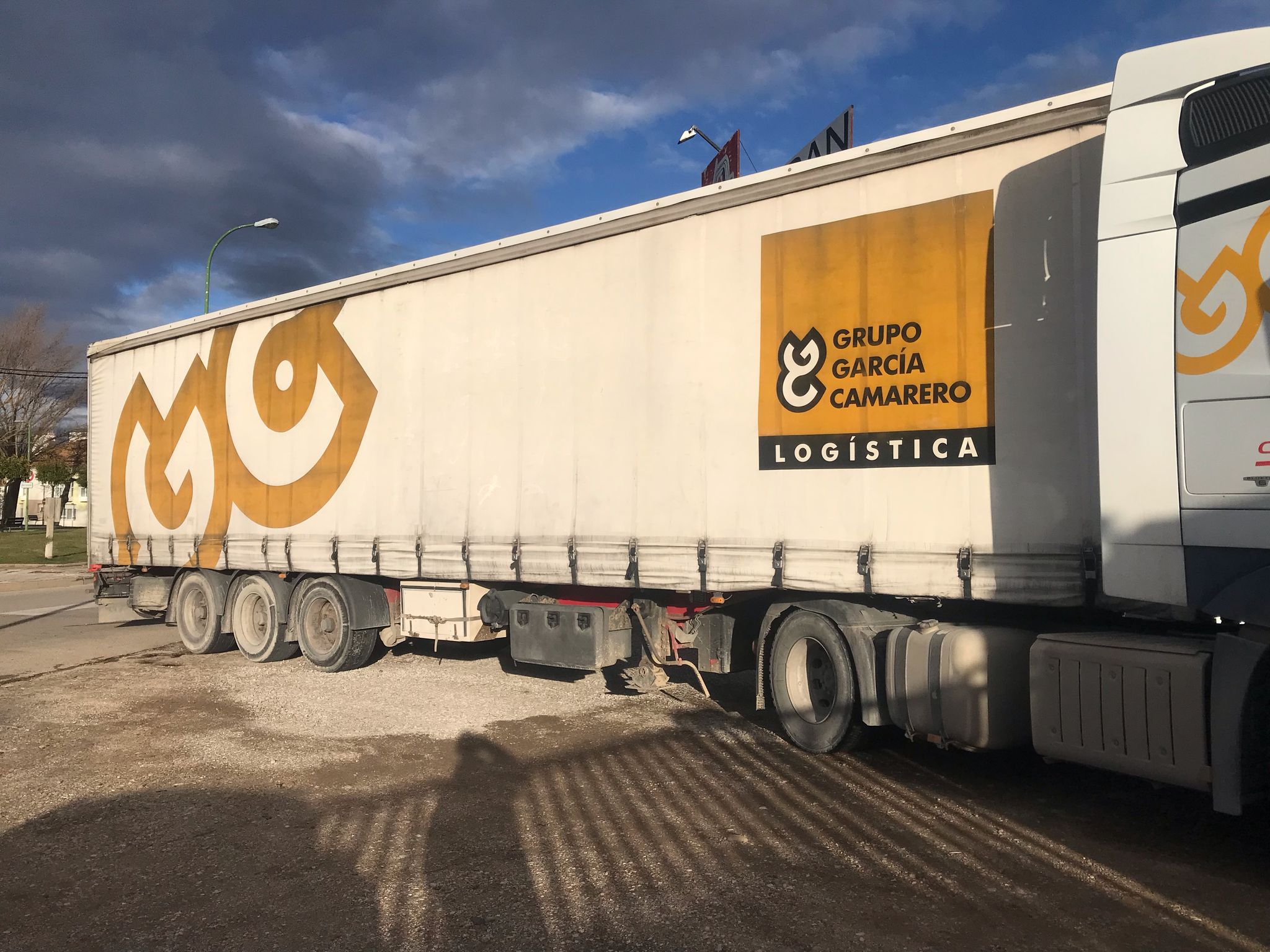 x- VENDIDO - Semirremolque tauliner Lecitrailer Año 03/2004 - Imagen 9