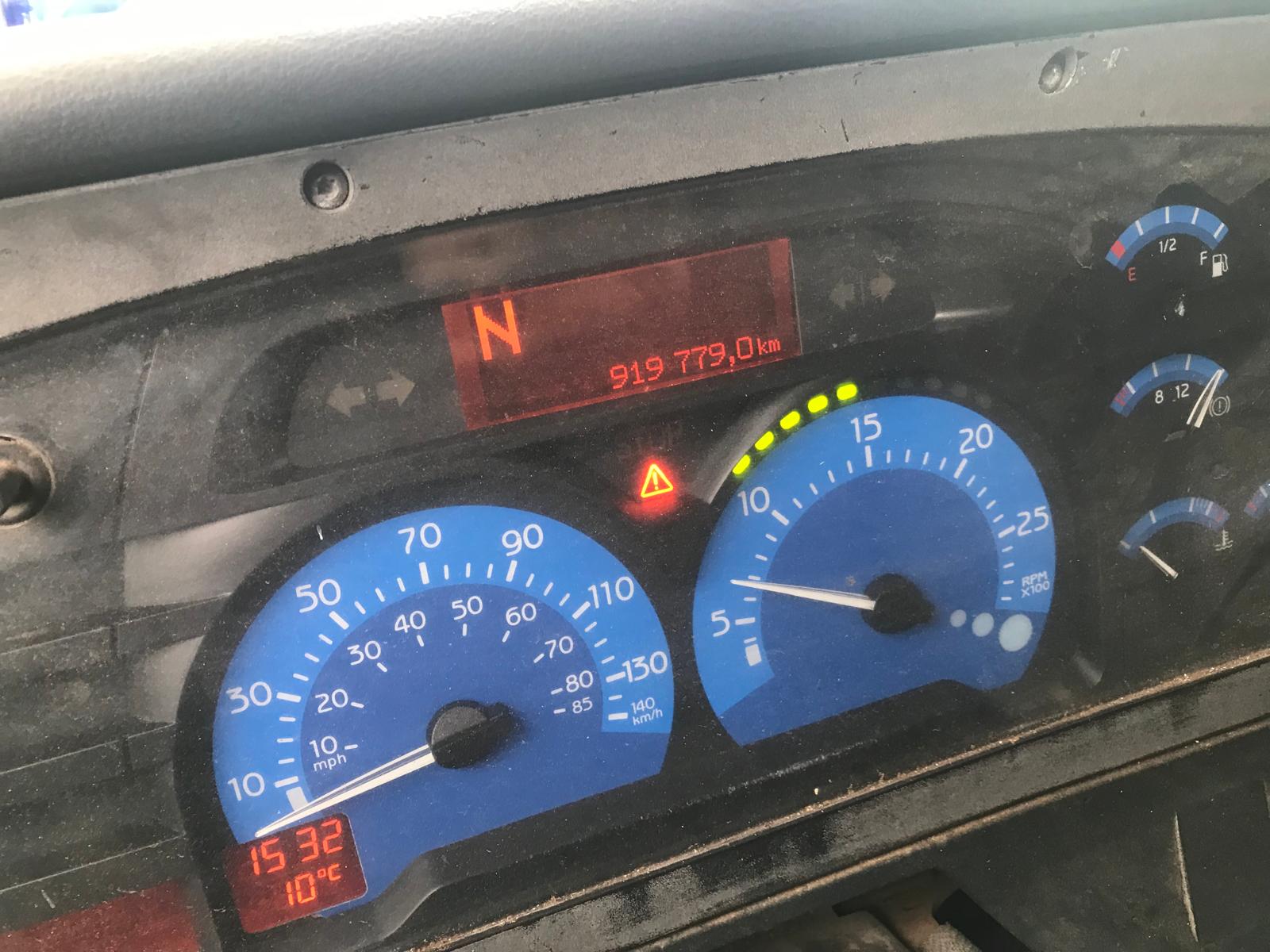 Renault 420.26 caja cerrada - 2012 - Imagen 9